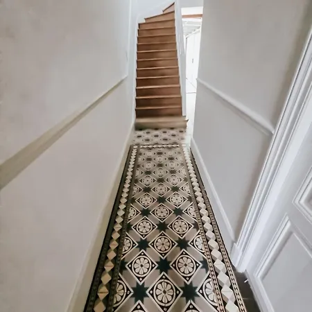 Champagne Getaway, Spacious House Semesterbostad Épernay