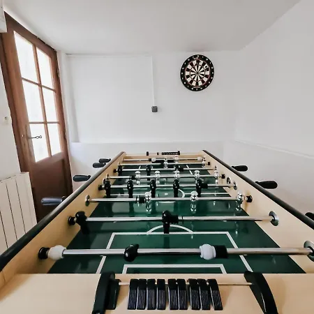 Champagne Getaway, Spacious House Semesterbostad Épernay