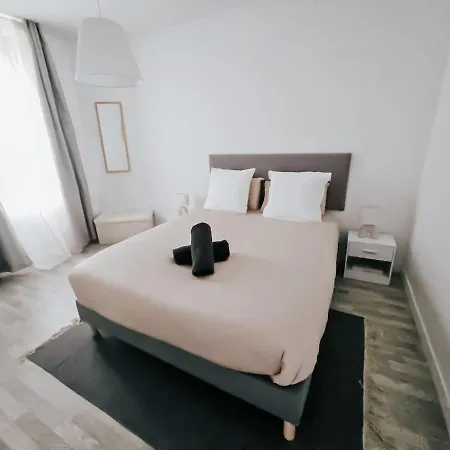 Champagne Getaway, Spacious House Semesterbostad *