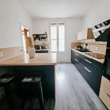 Champagne Getaway, Spacious House Semesterbostad Épernay